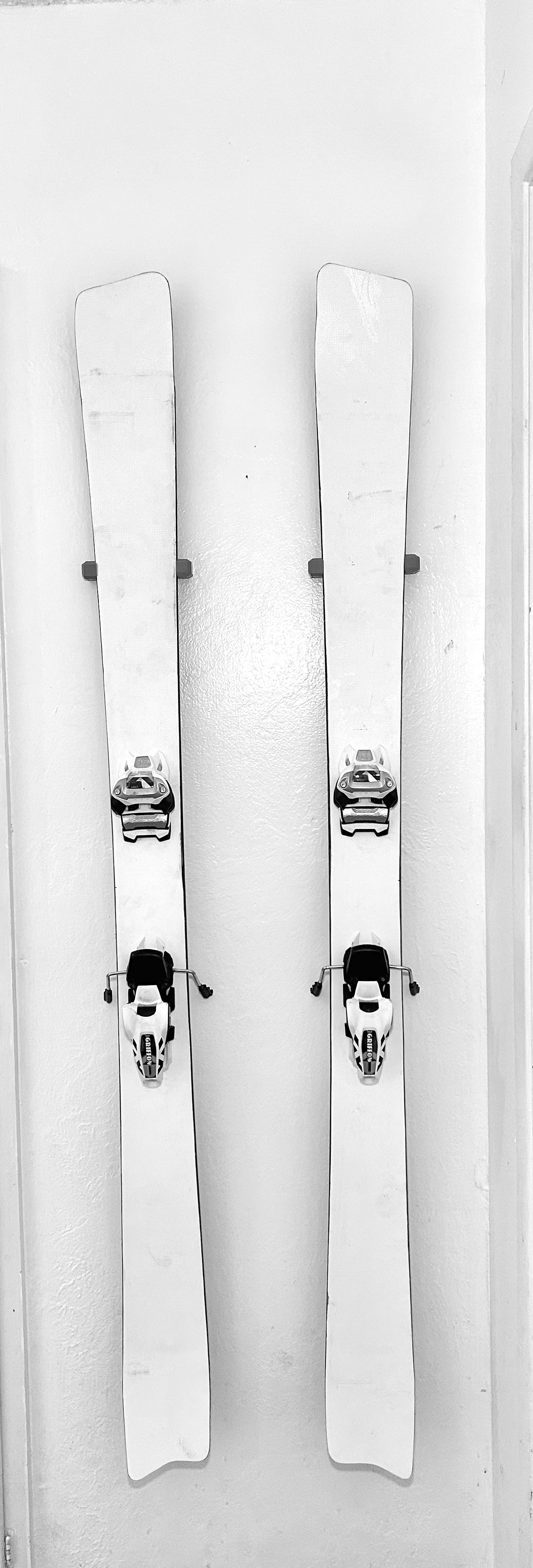 Ski Wall Mount